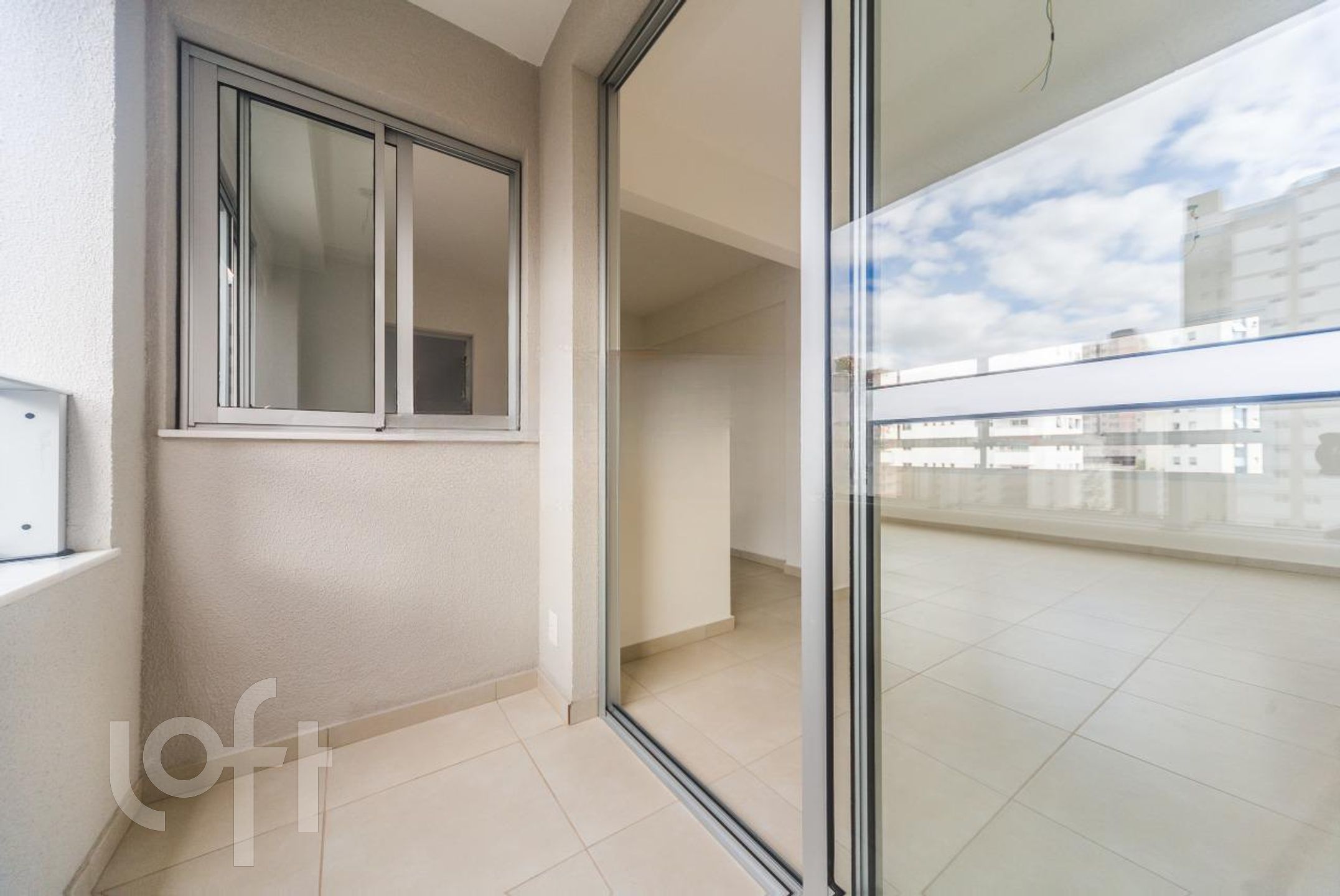 Apartamento à venda com 4 quartos, 182m² - Foto 9