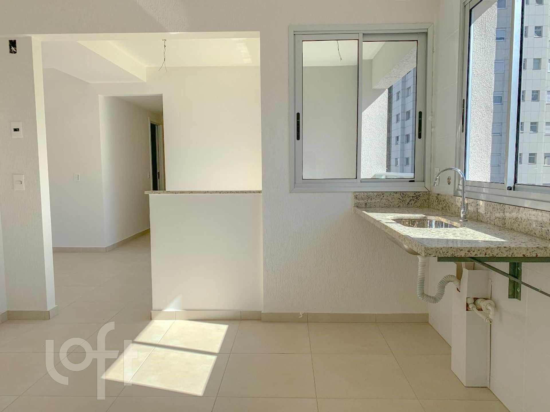 Apartamento à venda com 4 quartos, 182m² - Foto 16