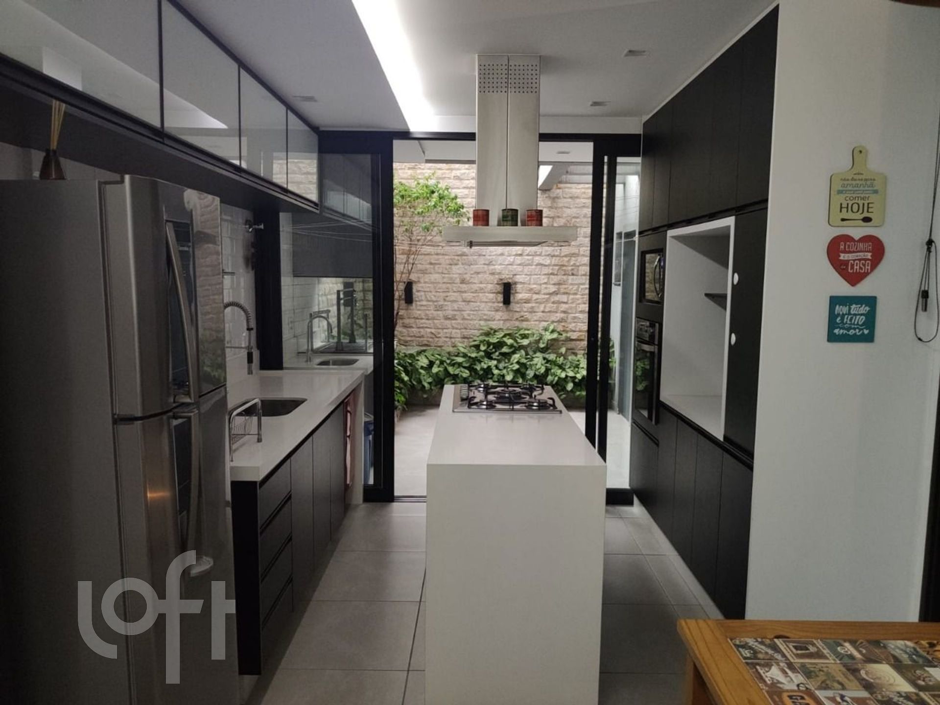 Casa à venda com 3 quartos, 169m² - Foto 8