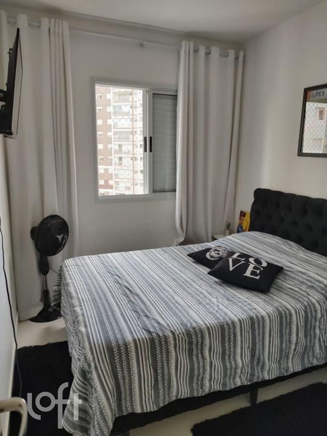 Apartamento à venda com 2 quartos, 70m² - Foto 1