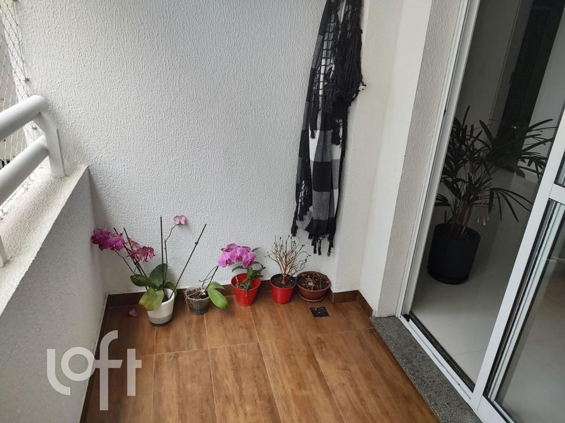 Apartamento à venda com 2 quartos, 70m² - Foto 9