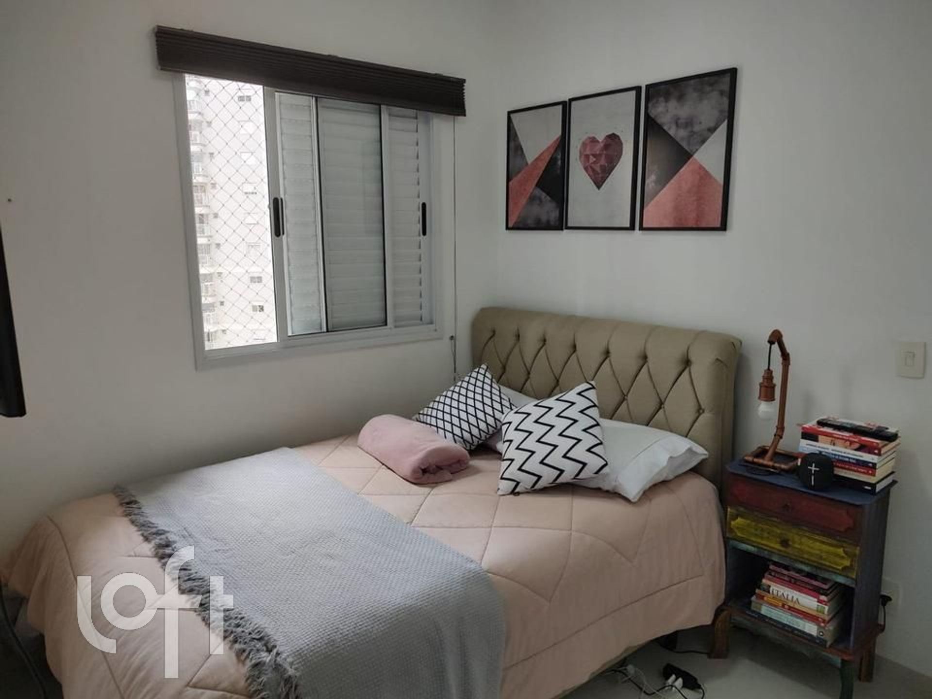 Apartamento à venda com 2 quartos, 70m² - Foto 3