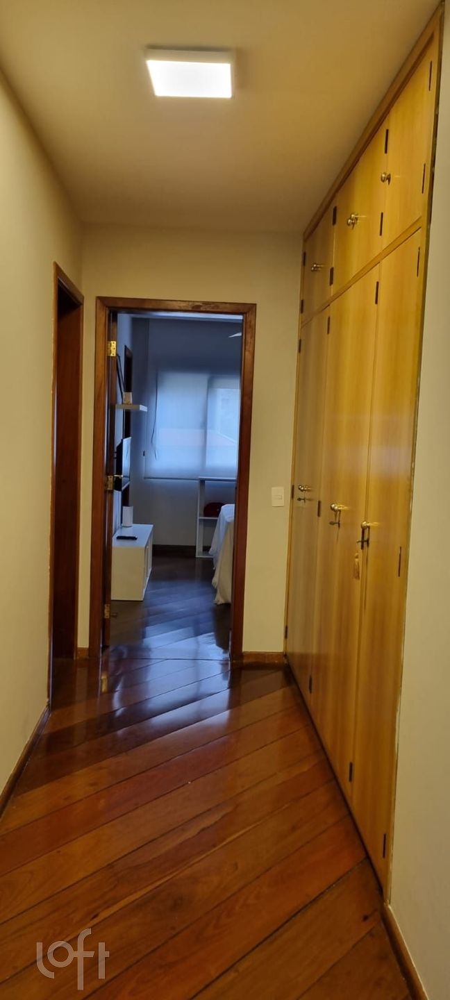 Apartamento à venda com 3 quartos, 212m² - Foto 19