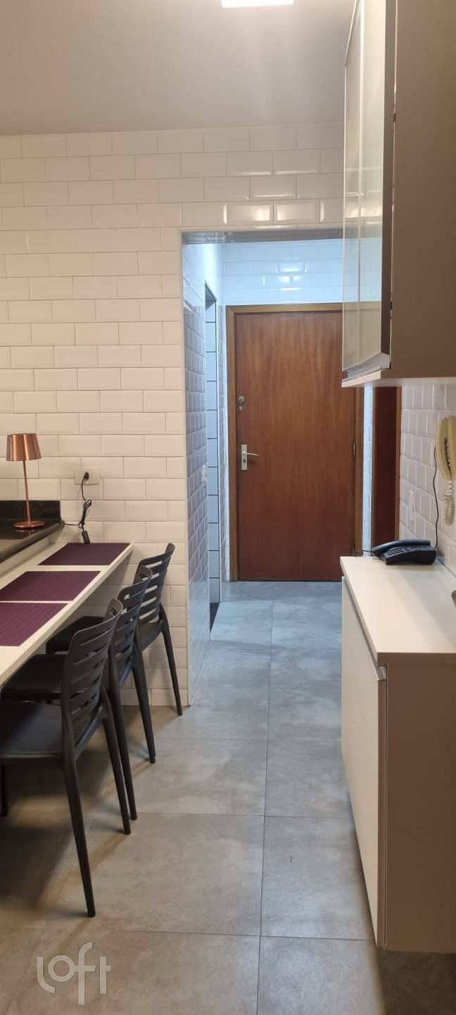 Apartamento à venda com 3 quartos, 212m² - Foto 11