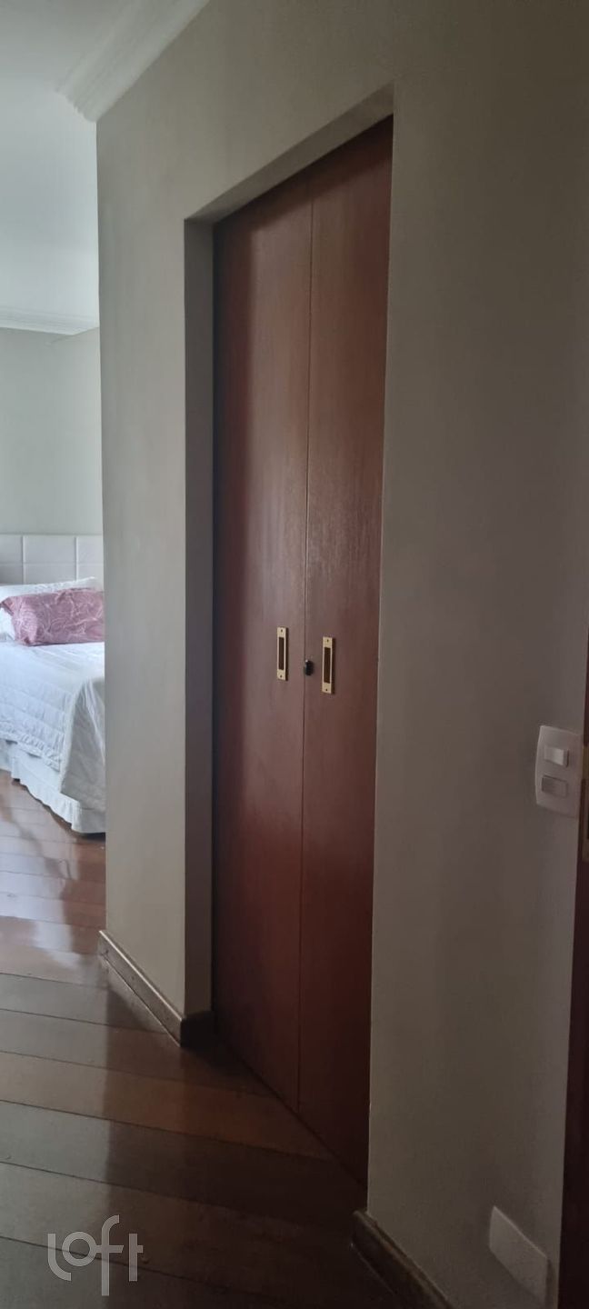 Apartamento à venda com 3 quartos, 212m² - Foto 29