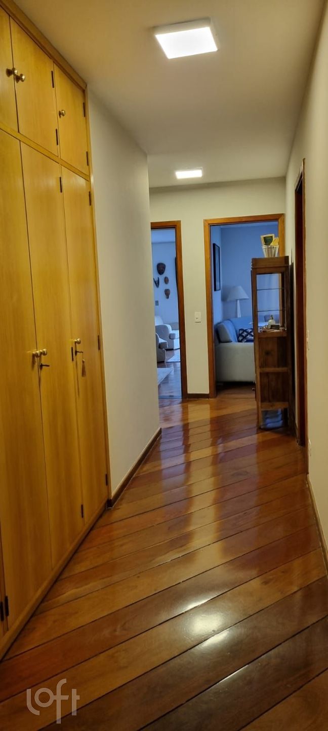 Apartamento à venda com 3 quartos, 212m² - Foto 18