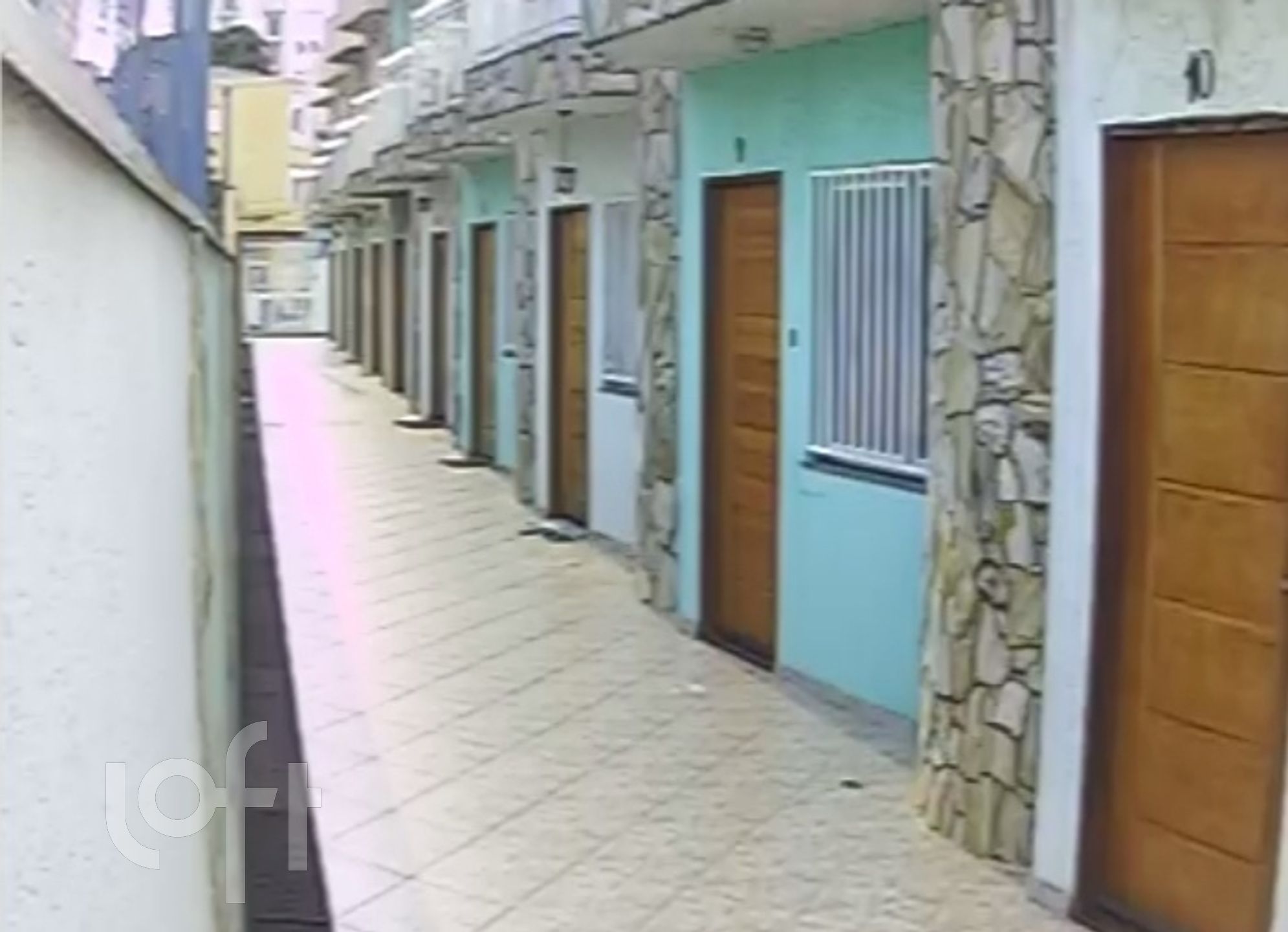 Casa de Condomínio à venda com 3 quartos, 198m² - Foto 1