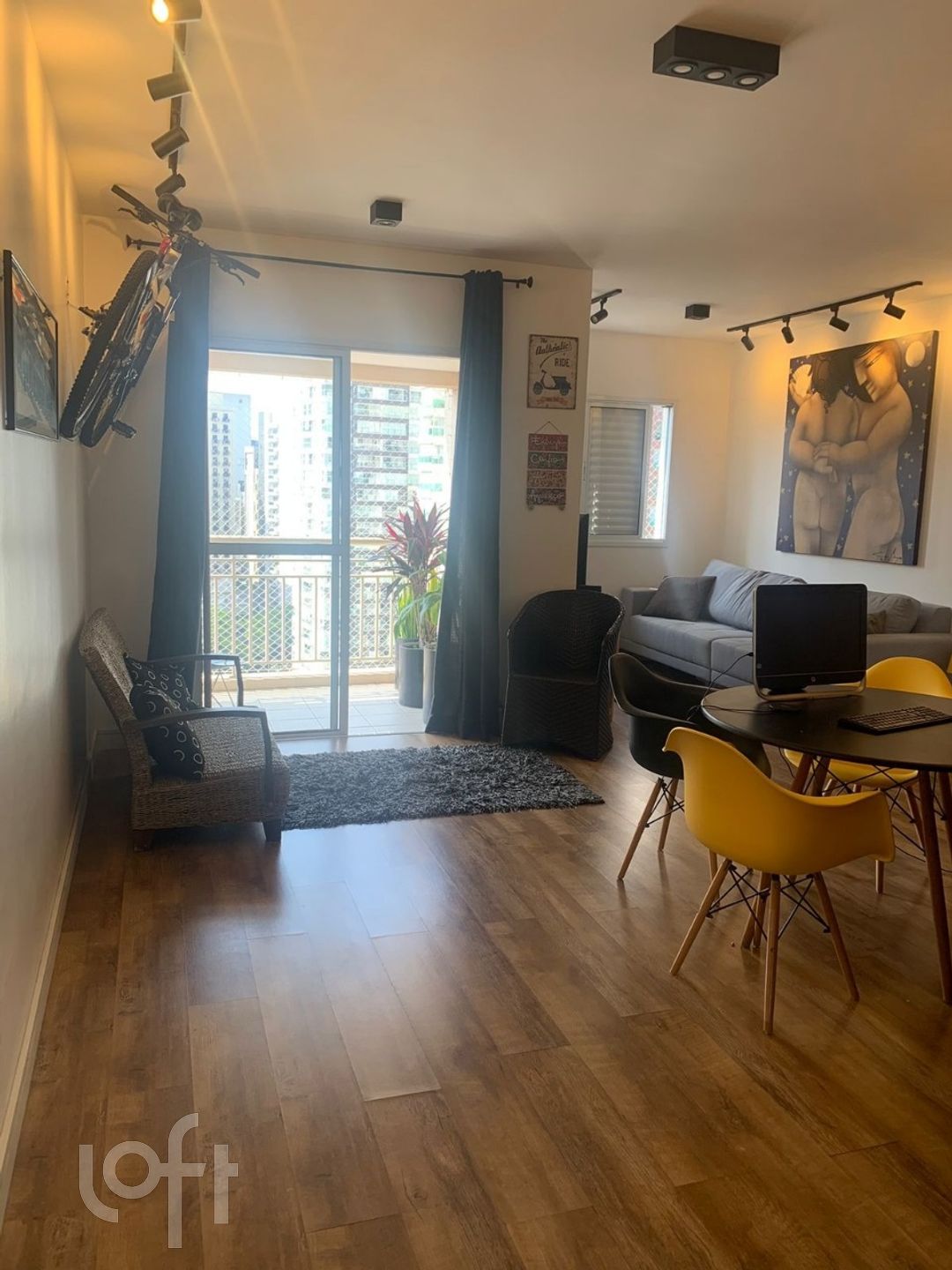 Apartamento à venda com 3 quartos, 66m² - Foto 1