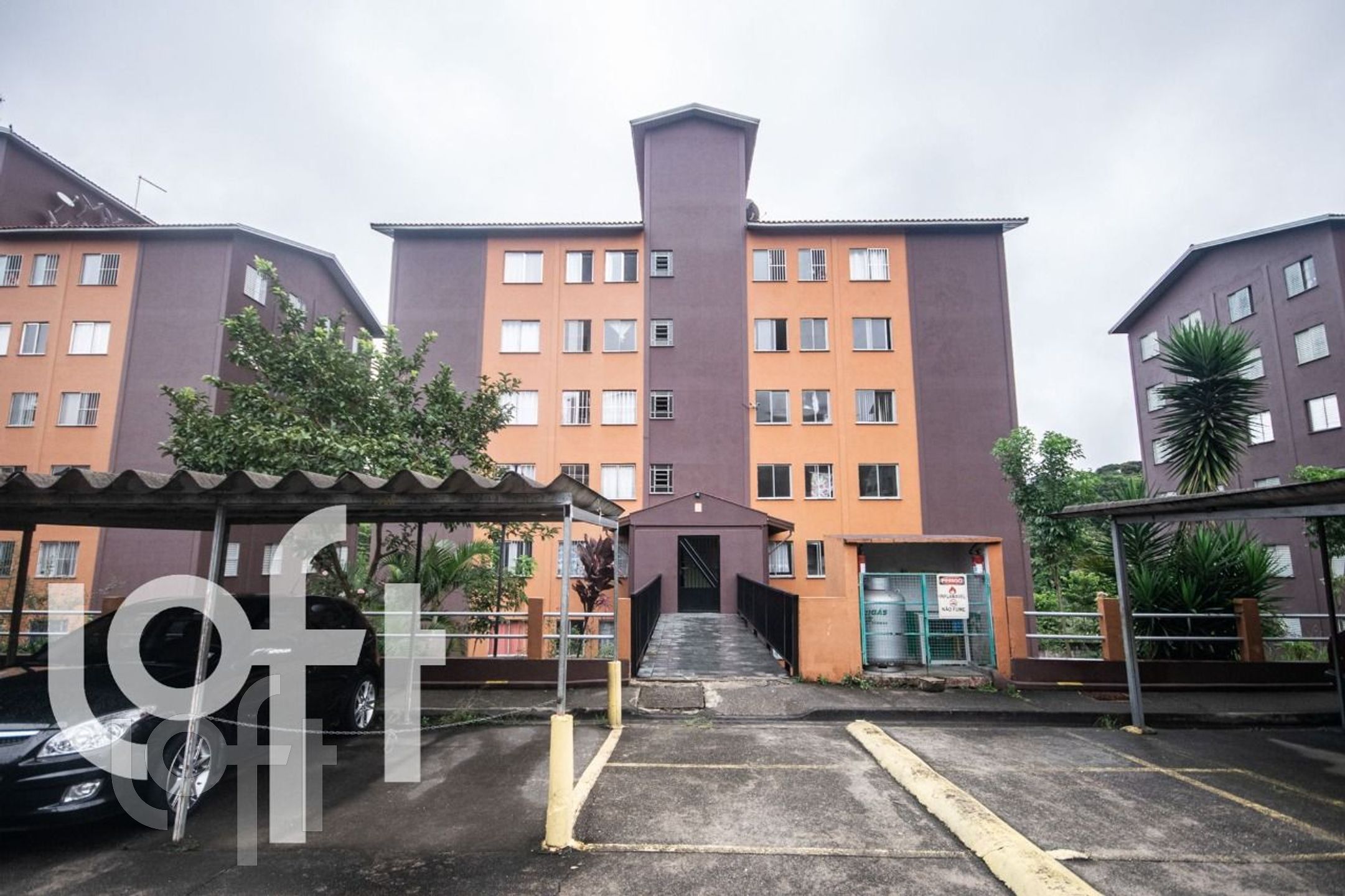 Apartamento à venda com 2 quartos, 44m² - Foto 28