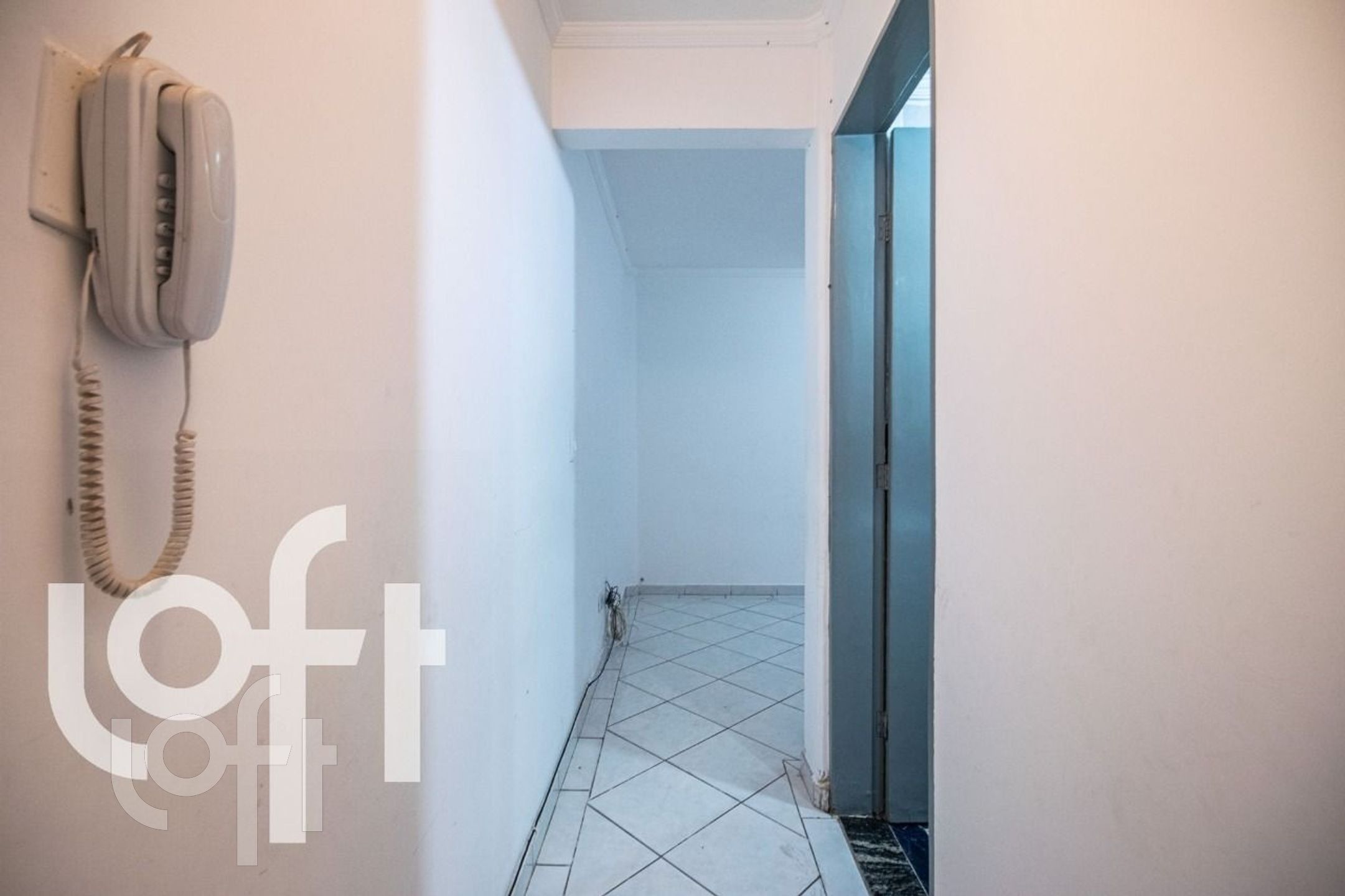 Apartamento à venda com 2 quartos, 44m² - Foto 12