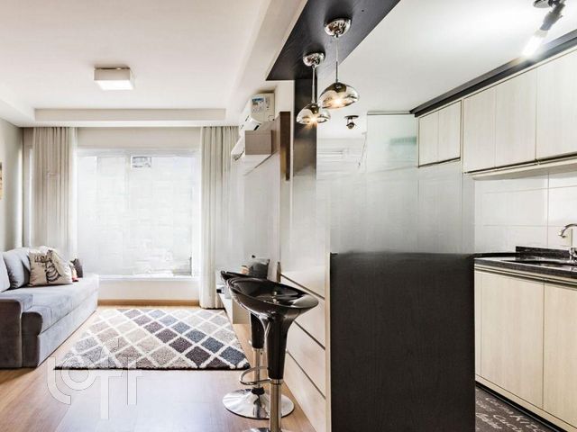 Apartamento com 64m², 2 dormitórios, 1 suíte, 1 vaga, Petrópolis em Porto Alegre