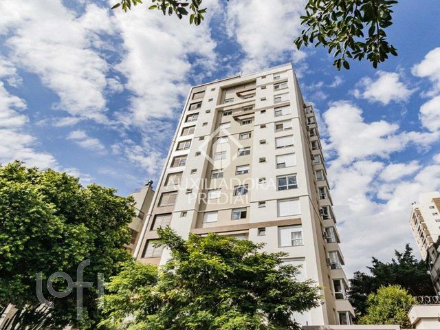 Apartamento com 64m², 2 dormitórios, 1 suíte, 1 vaga, Petrópolis em Porto Alegre