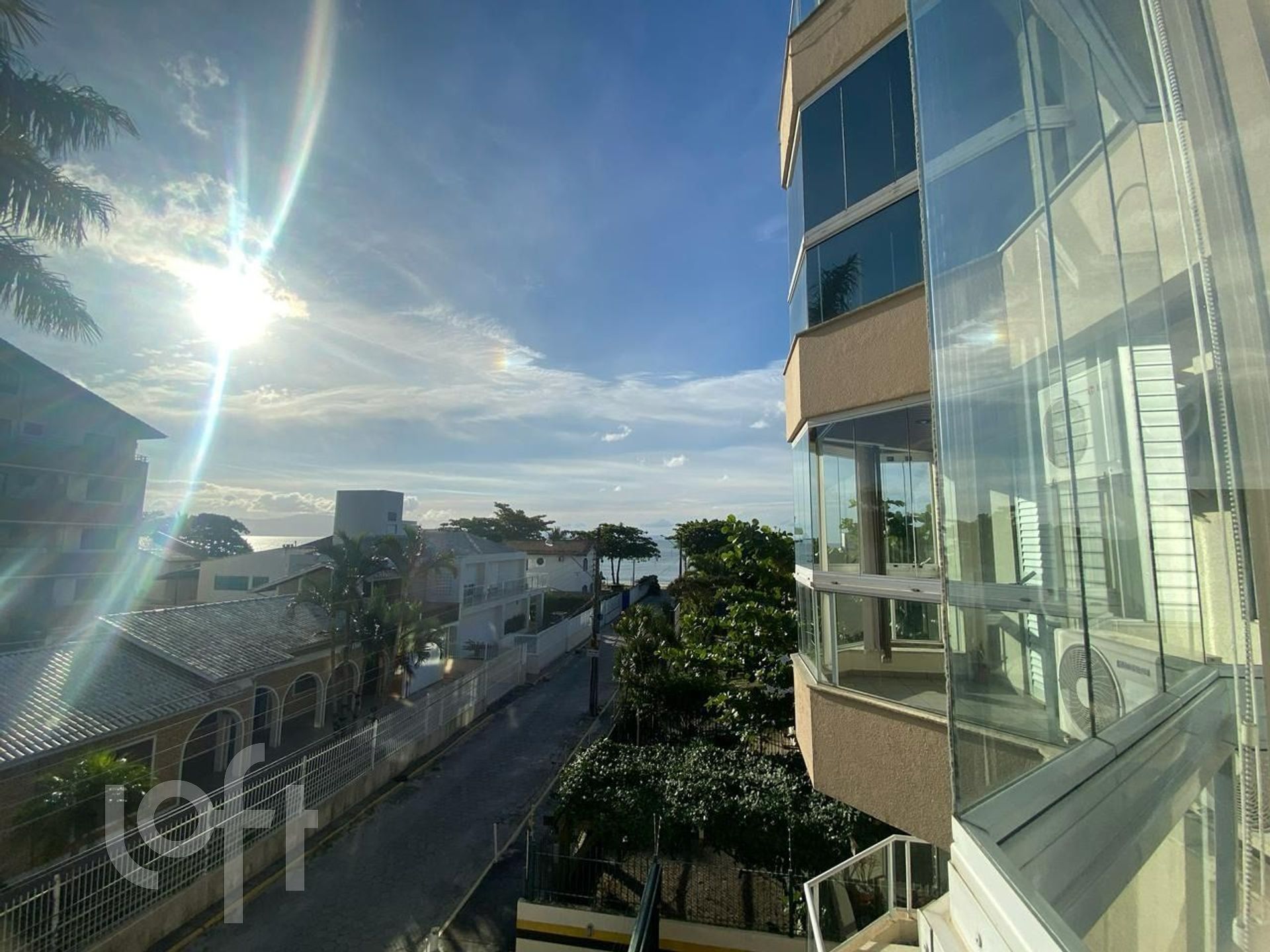 Apartamento na praia da cachoeira do Bom Jesus