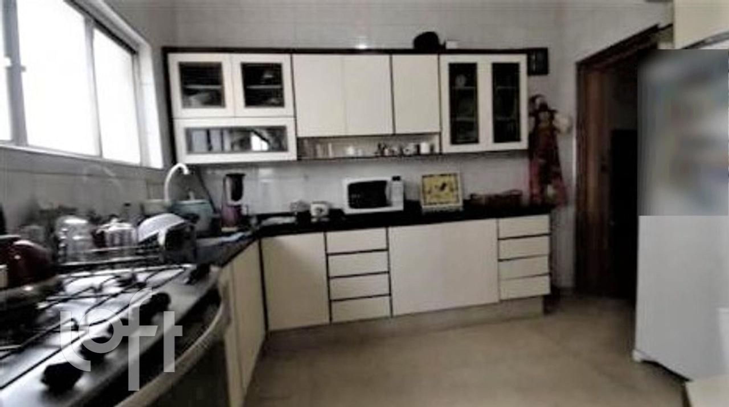 Apartamento à venda com 3 quartos, 145m² - Foto 15