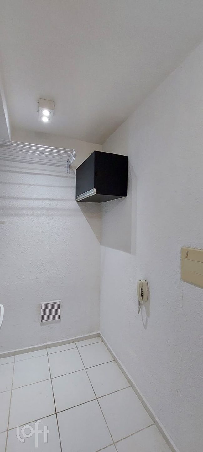 Apartamento à venda com 2 quartos, 39m² - Foto 10