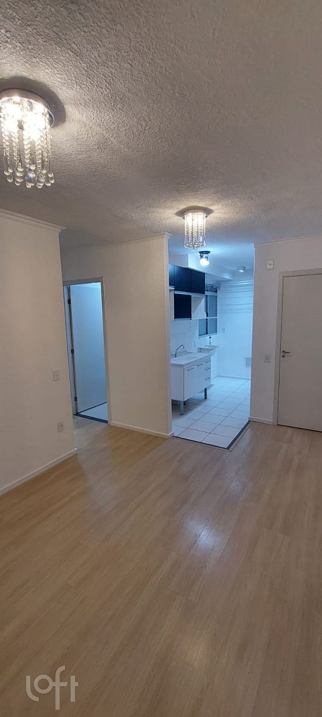 Apartamento à venda com 2 quartos, 39m² - Foto 4