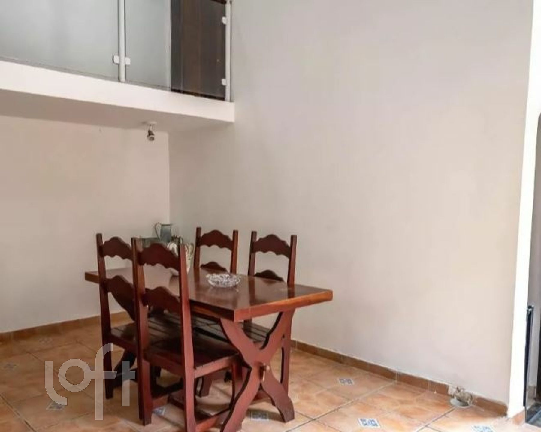 Casa à venda com 3 quartos, 230m² - Foto 2