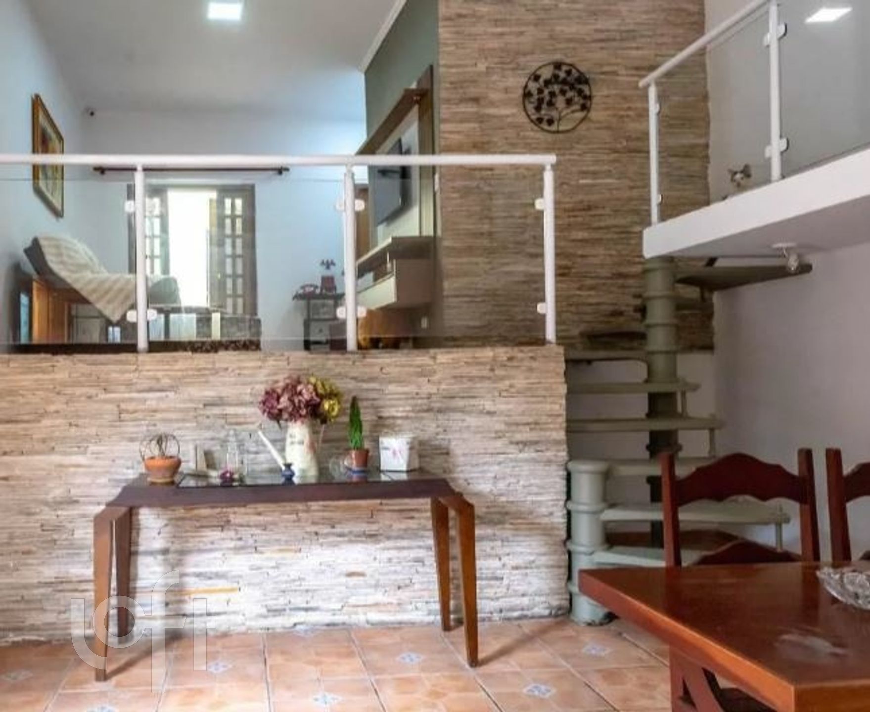 Casa à venda com 3 quartos, 230m² - Foto 4