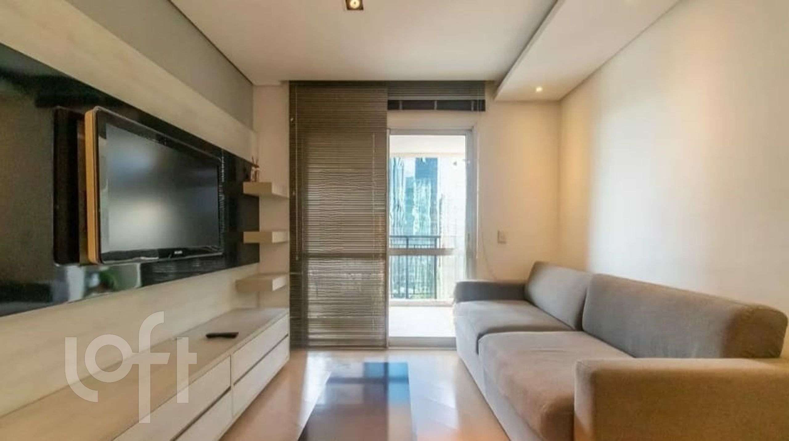 Apartamento à venda com 2 quartos, 72m² - Foto 2