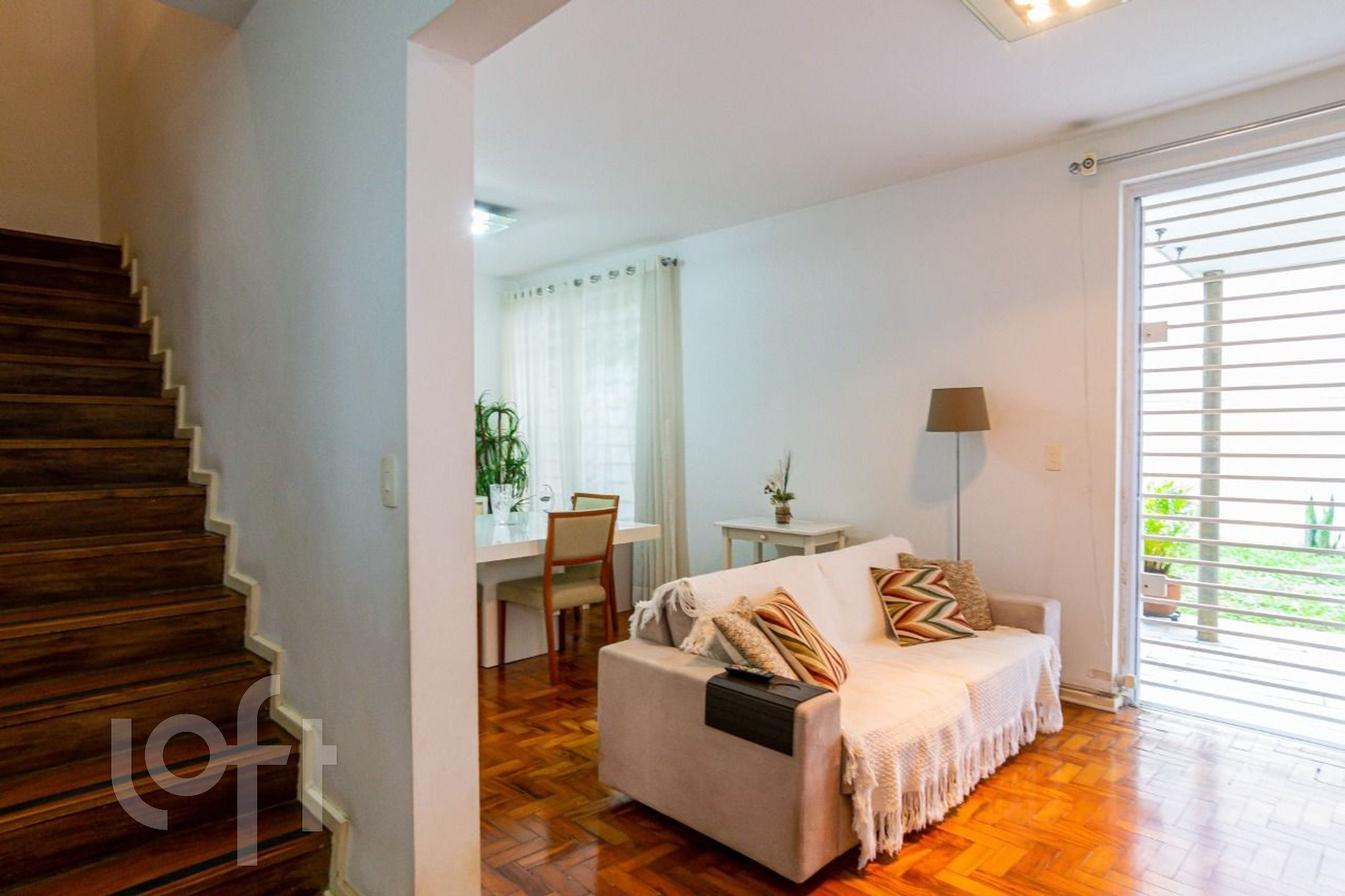 Casa à venda com 3 quartos, 120m² - Foto 9