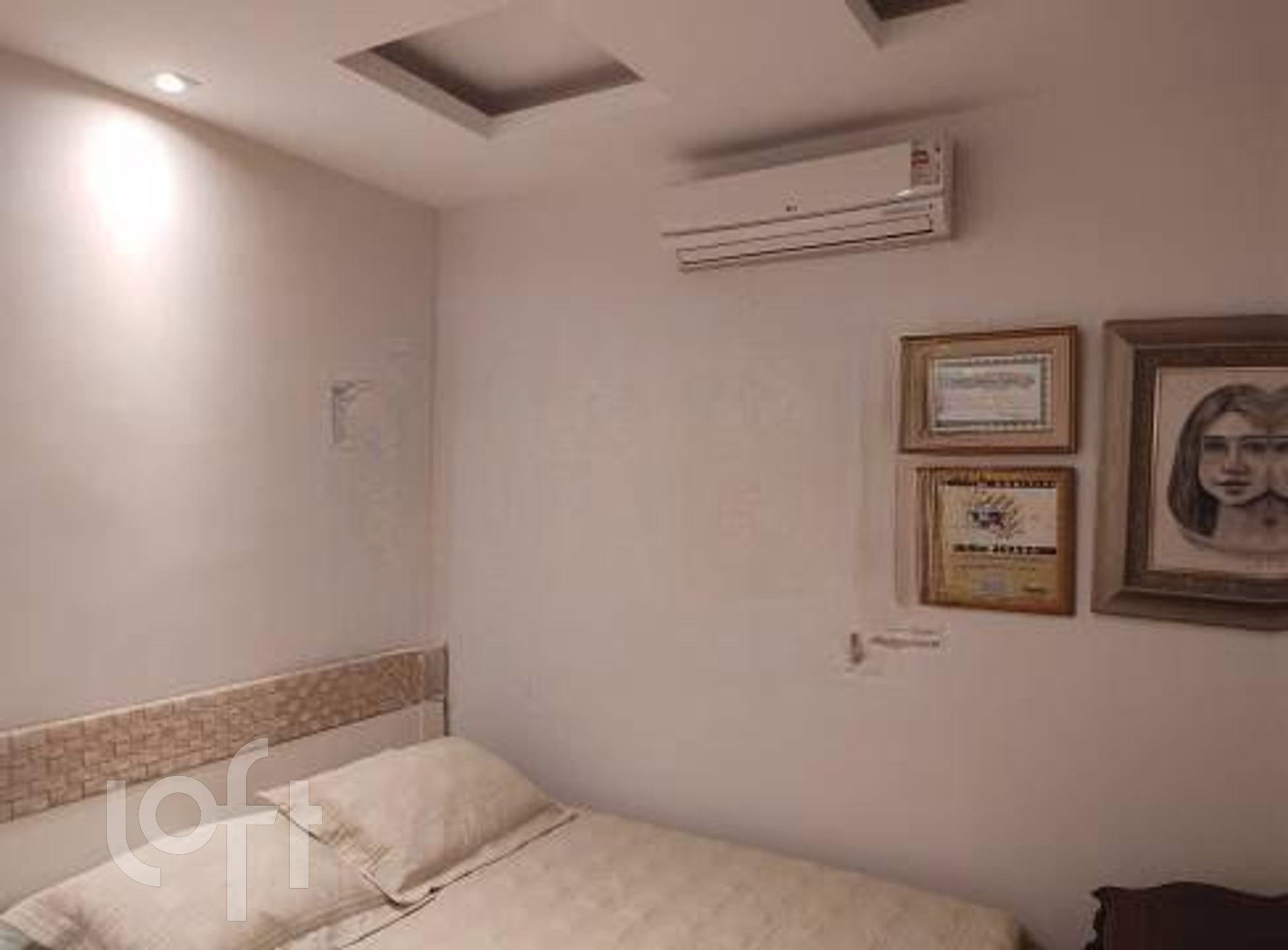 Apartamento à venda com 4 quartos, 210m² - Foto 19