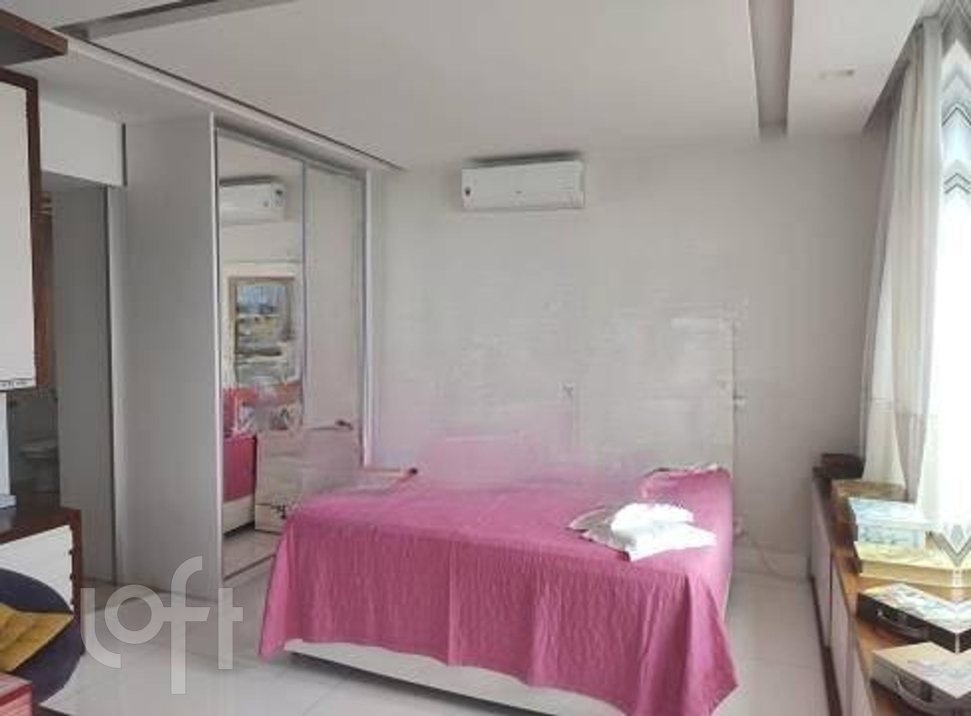 Apartamento à venda com 4 quartos, 210m² - Foto 14