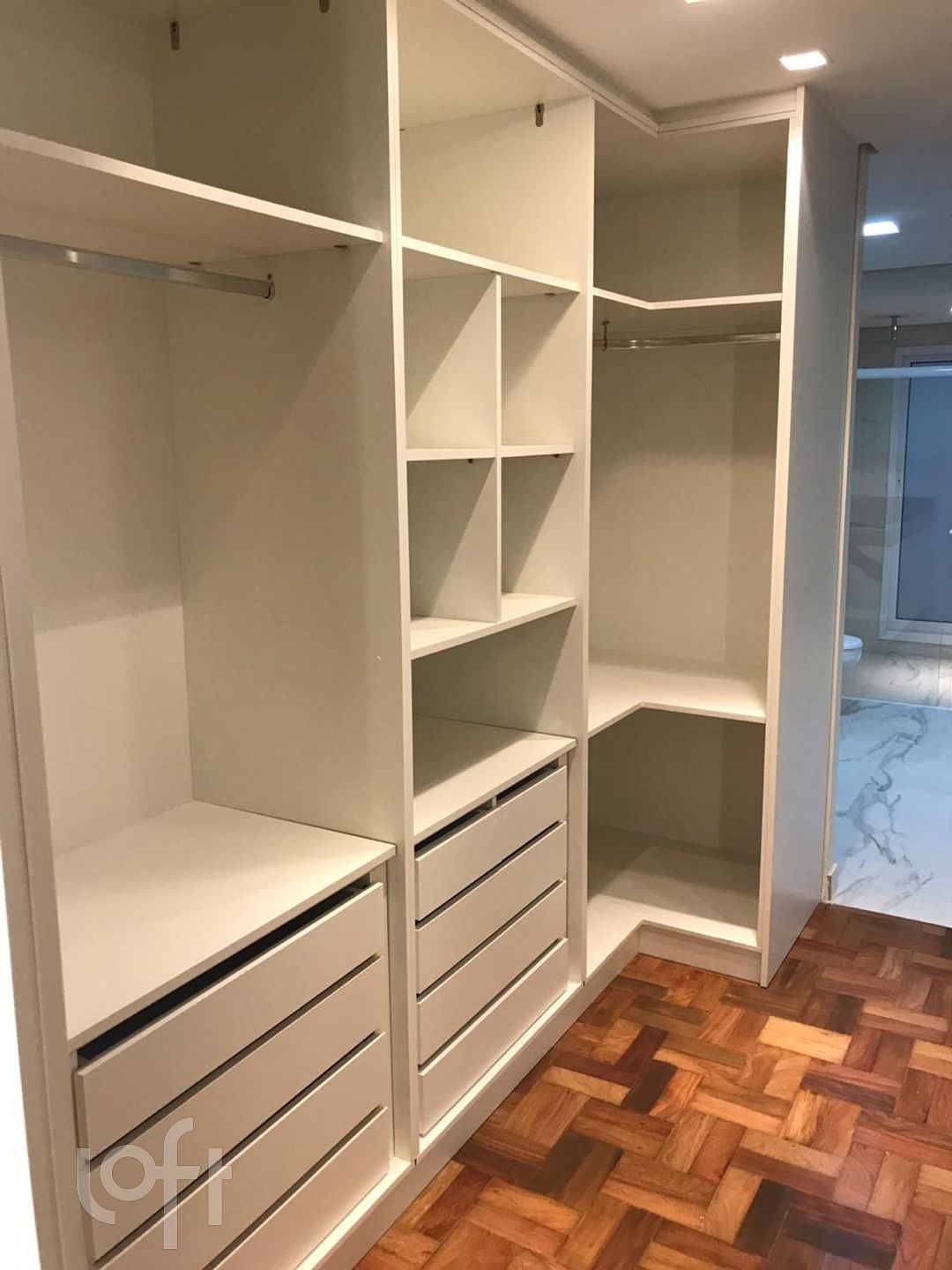 Apartamento à venda com 2 quartos, 120m² - Foto 2