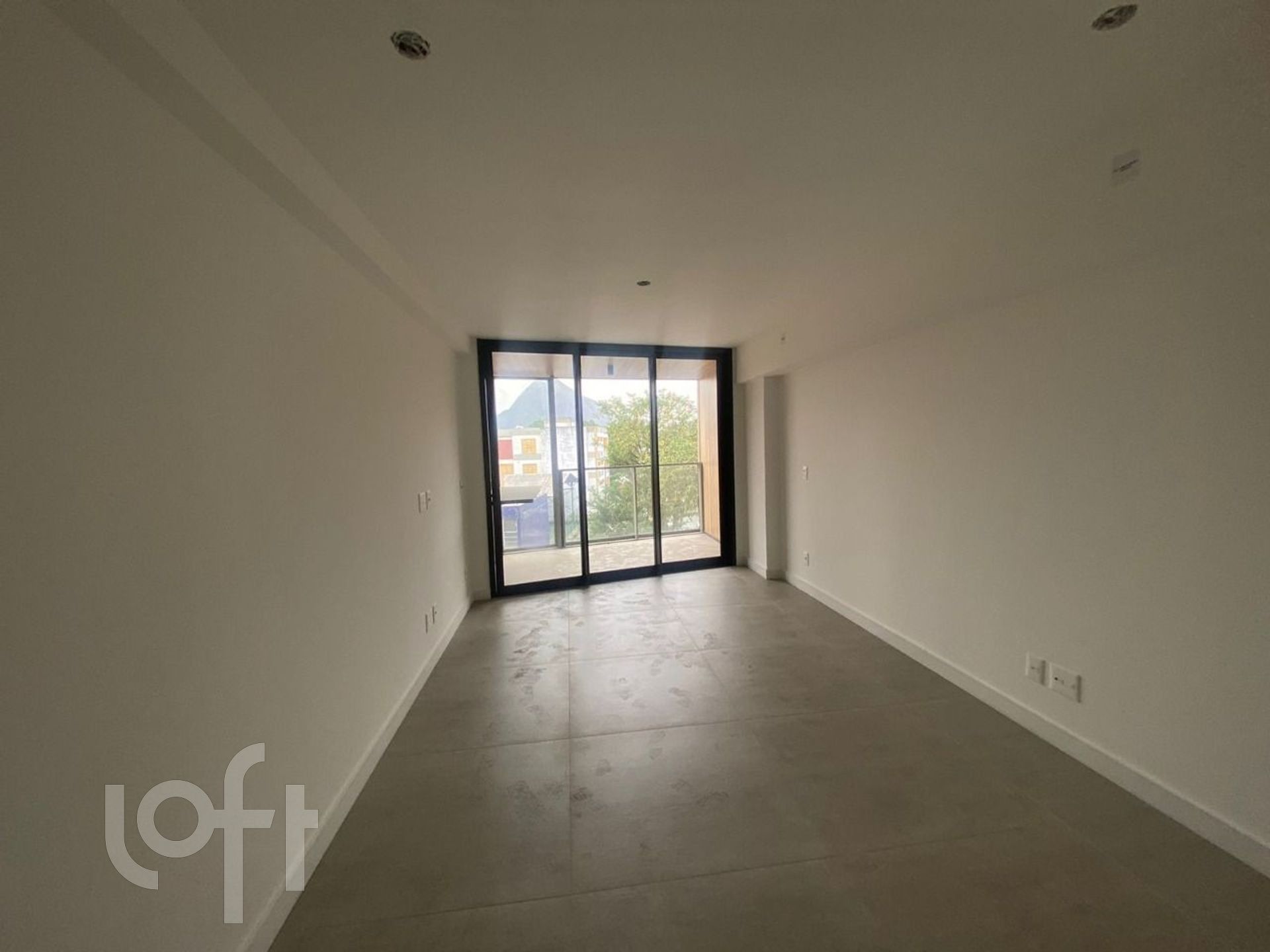 Apartamento à venda com 1 quarto, 35m² - Foto 4