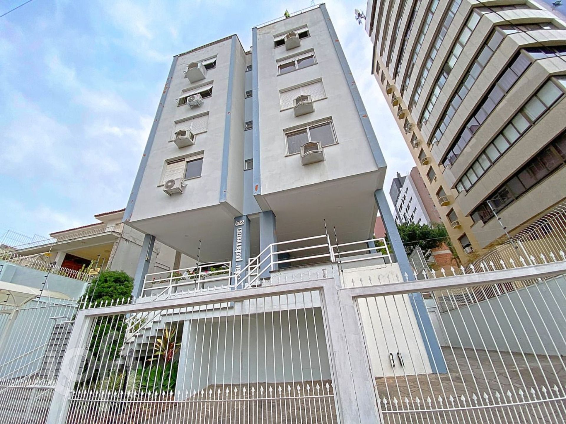 Apartamento à venda em Petrópolis com 72 m², 2 quartos, 1 vaga