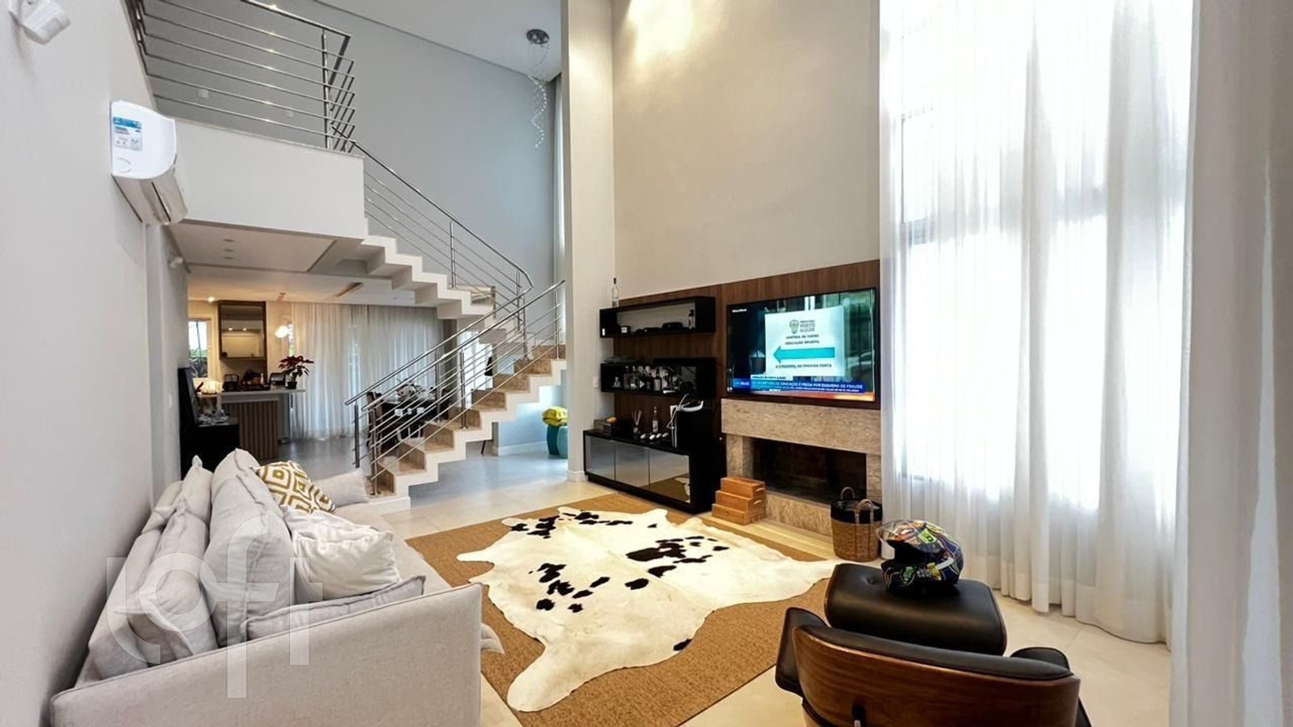 Casa à venda em Cidade Universitaria Pedra Branca com 256 m², 4 quartos, 1 suíte, 4 vagas