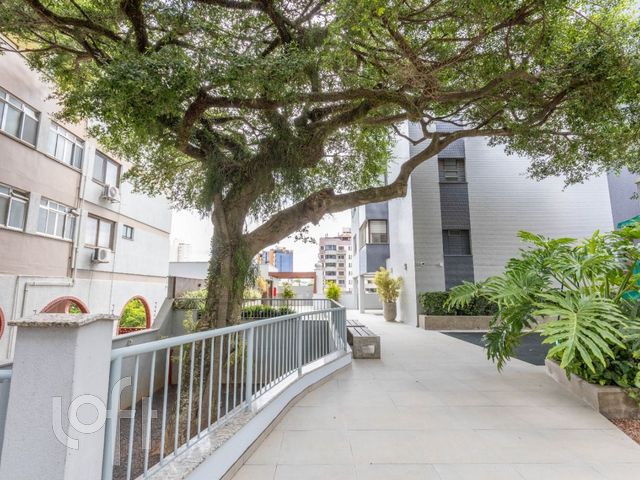 Apartamento com 89m², 2 dormitórios, 1 vaga, Higienópolis em Porto Alegre