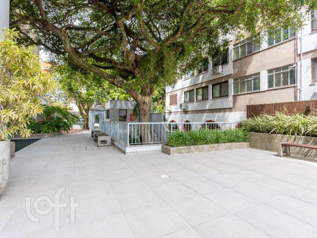 Apartamento com 89m², 2 dormitórios, 1 vaga, Higienópolis em Porto Alegre