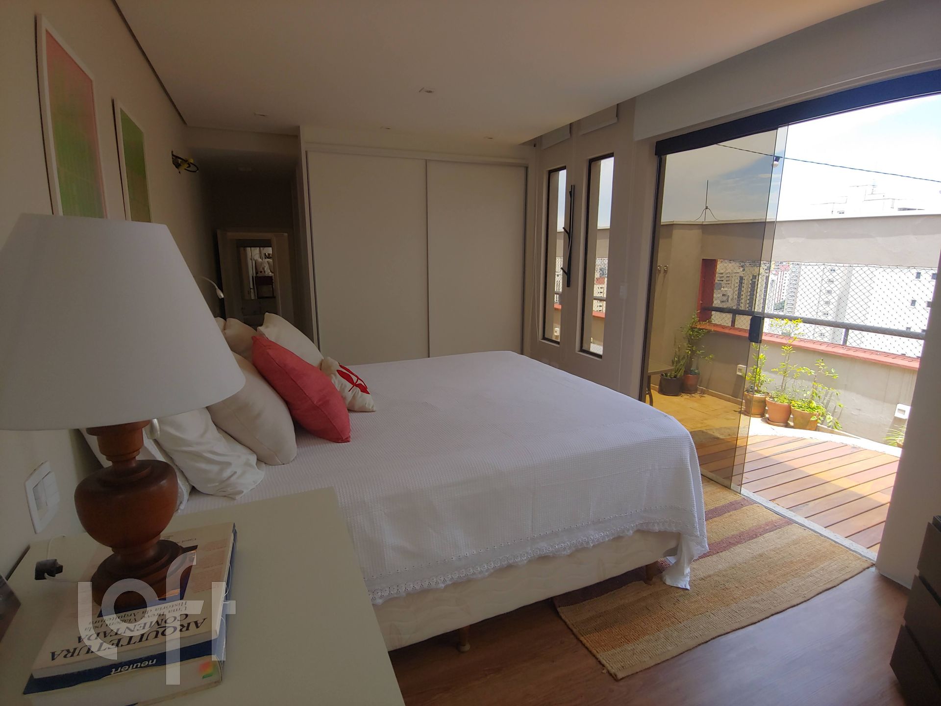 Apartamento à venda com 3 quartos, 156m² - Foto 27