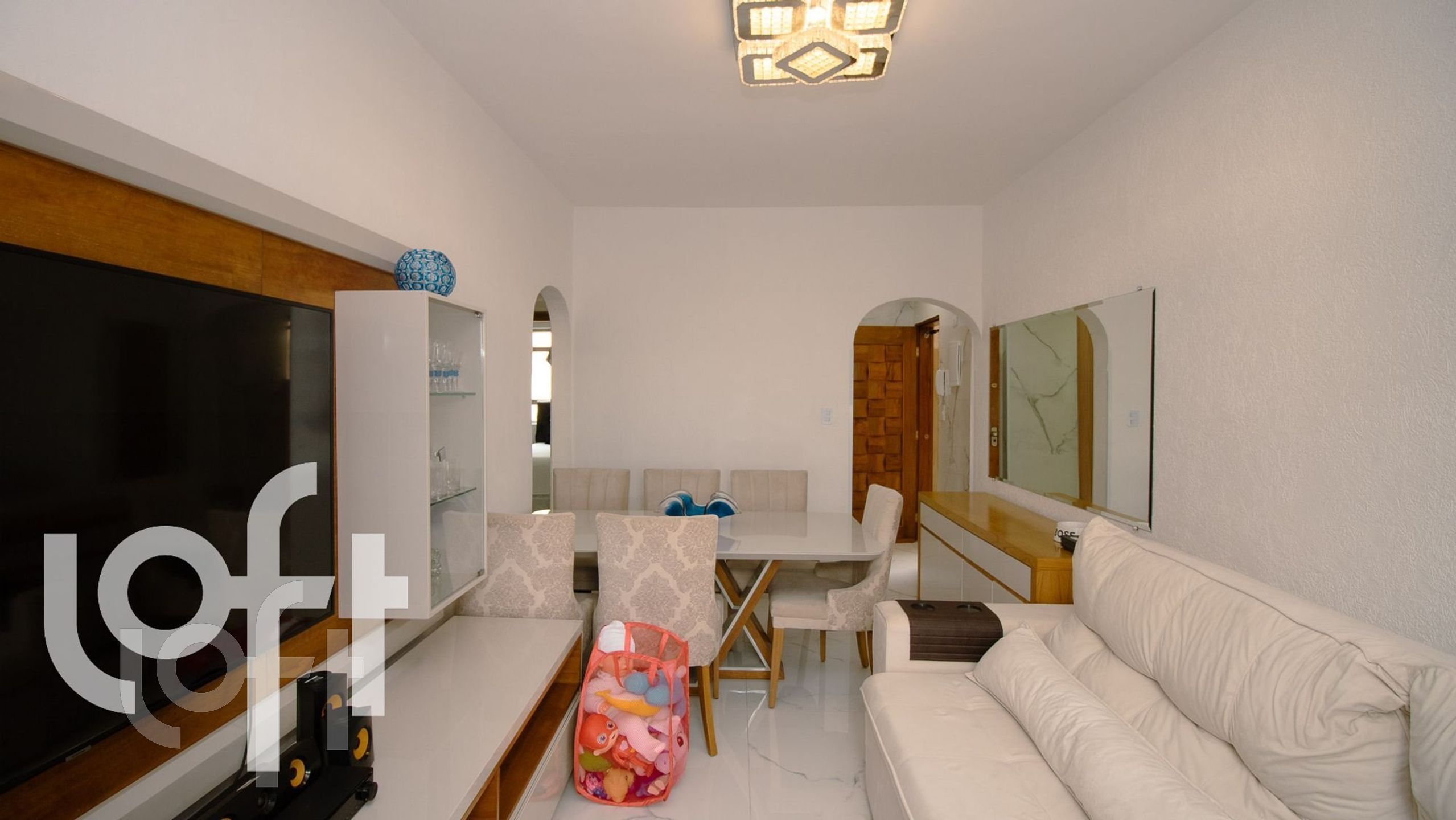 Apartamento à venda com 1 quarto, 70m² - Foto 1