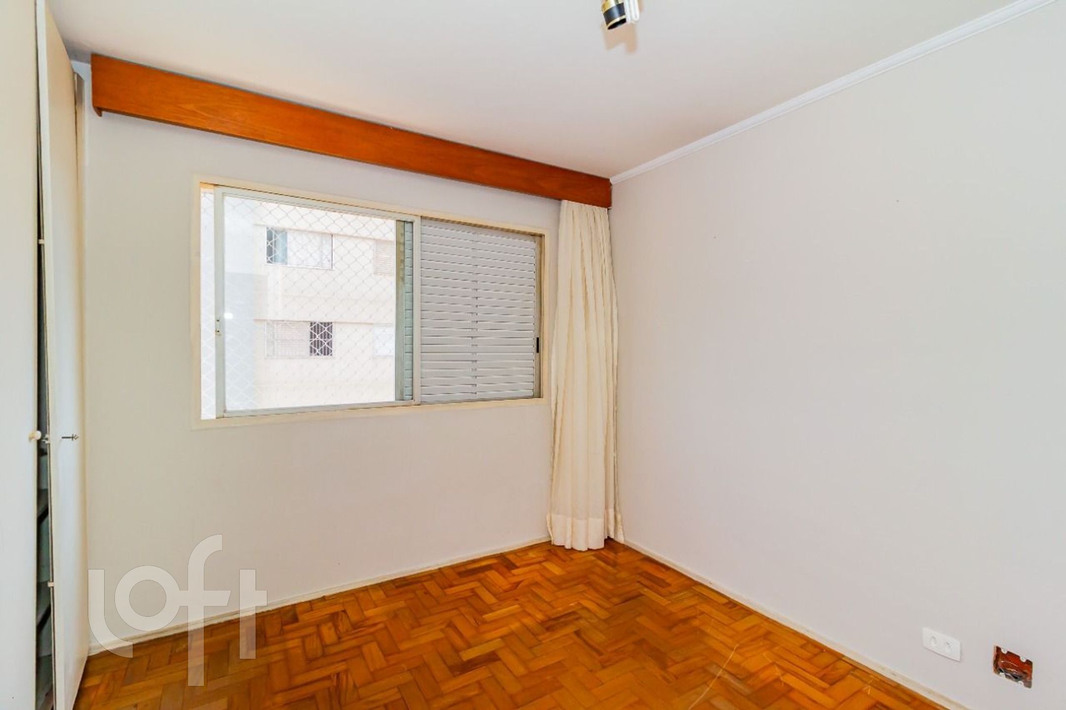 Apartamento à venda com 1 quarto, 90m² - Foto 28