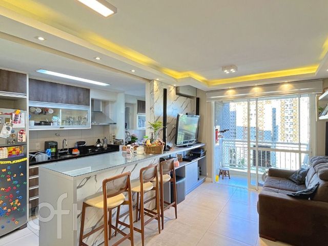 Apartamento com 74m², 3 dormitórios, 1 suíte, 2 vagas, Vila Ipiranga em Porto Alegre