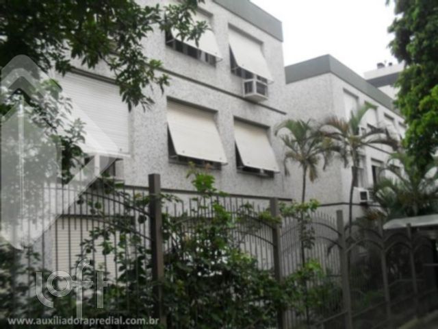 Apartamento com 105m², 3 dormitórios, 1 vaga, São João em Porto Alegre