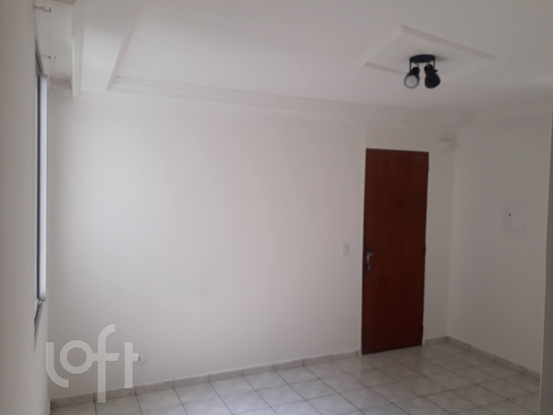 Apartamento à venda com 1 quarto, 50m² - Foto 1