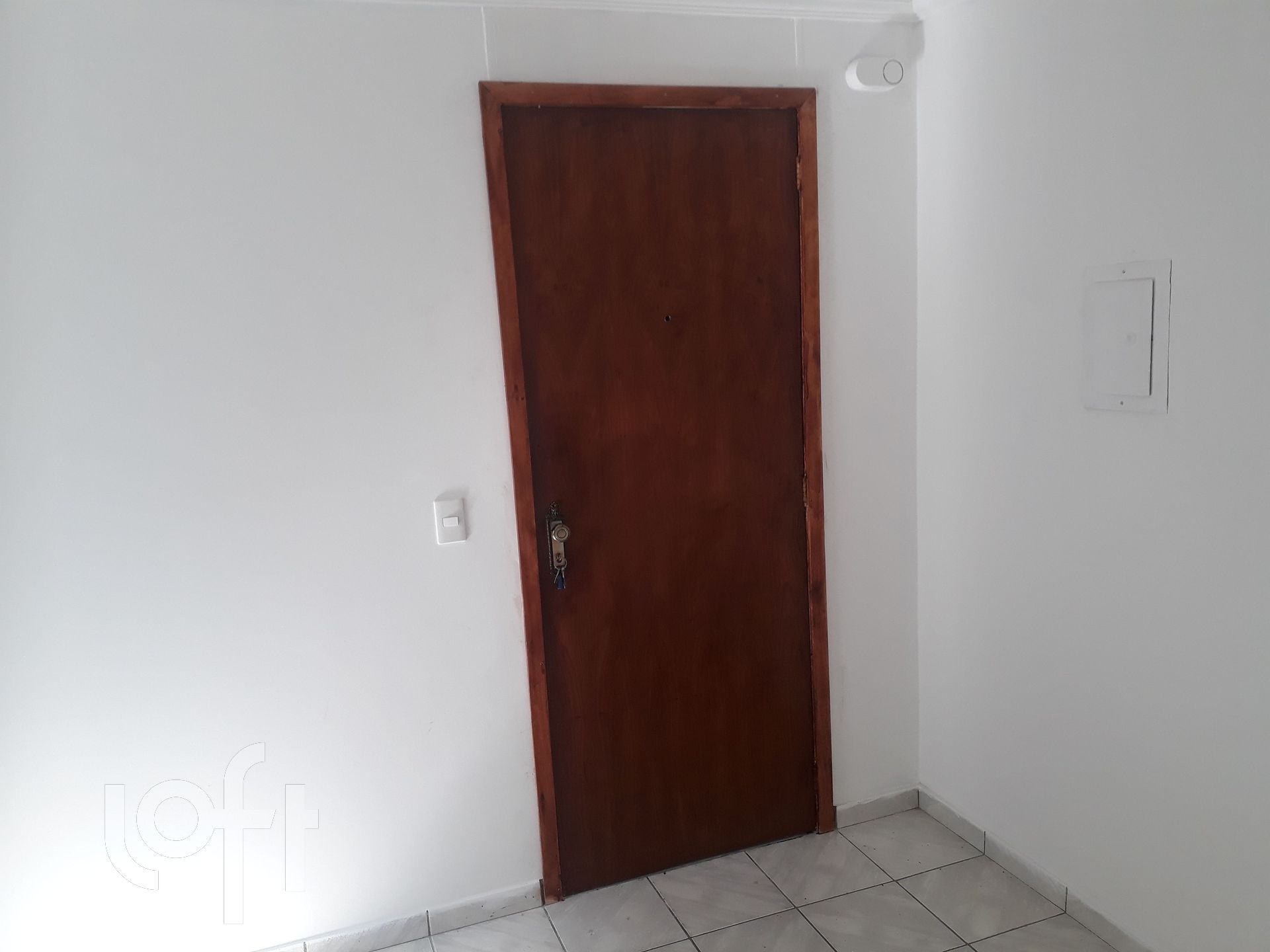 Apartamento à venda com 1 quarto, 50m² - Foto 2