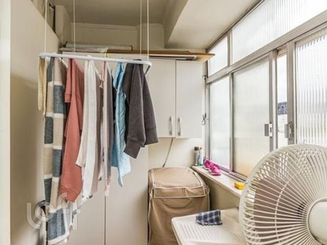 Apartamento com 116m², 3 dormitórios, 1 vaga, Floresta em Porto Alegre