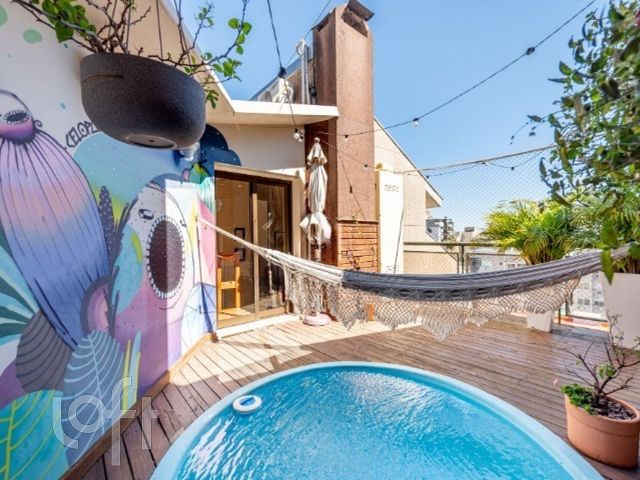 Apartamento com 105m², 2 dormitórios, 1 vaga, Independência em Porto Alegre