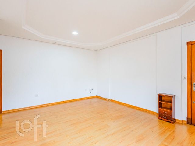 Apartamento com 84m², 2 dormitórios, 1 suíte, 1 vaga, Menino Deus em Porto Alegre