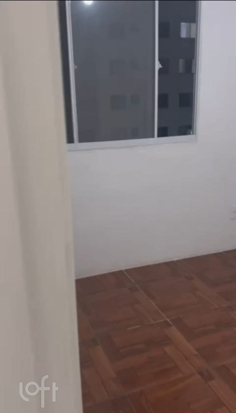 Apartamento à venda com 2 quartos, 40m² - Foto 4