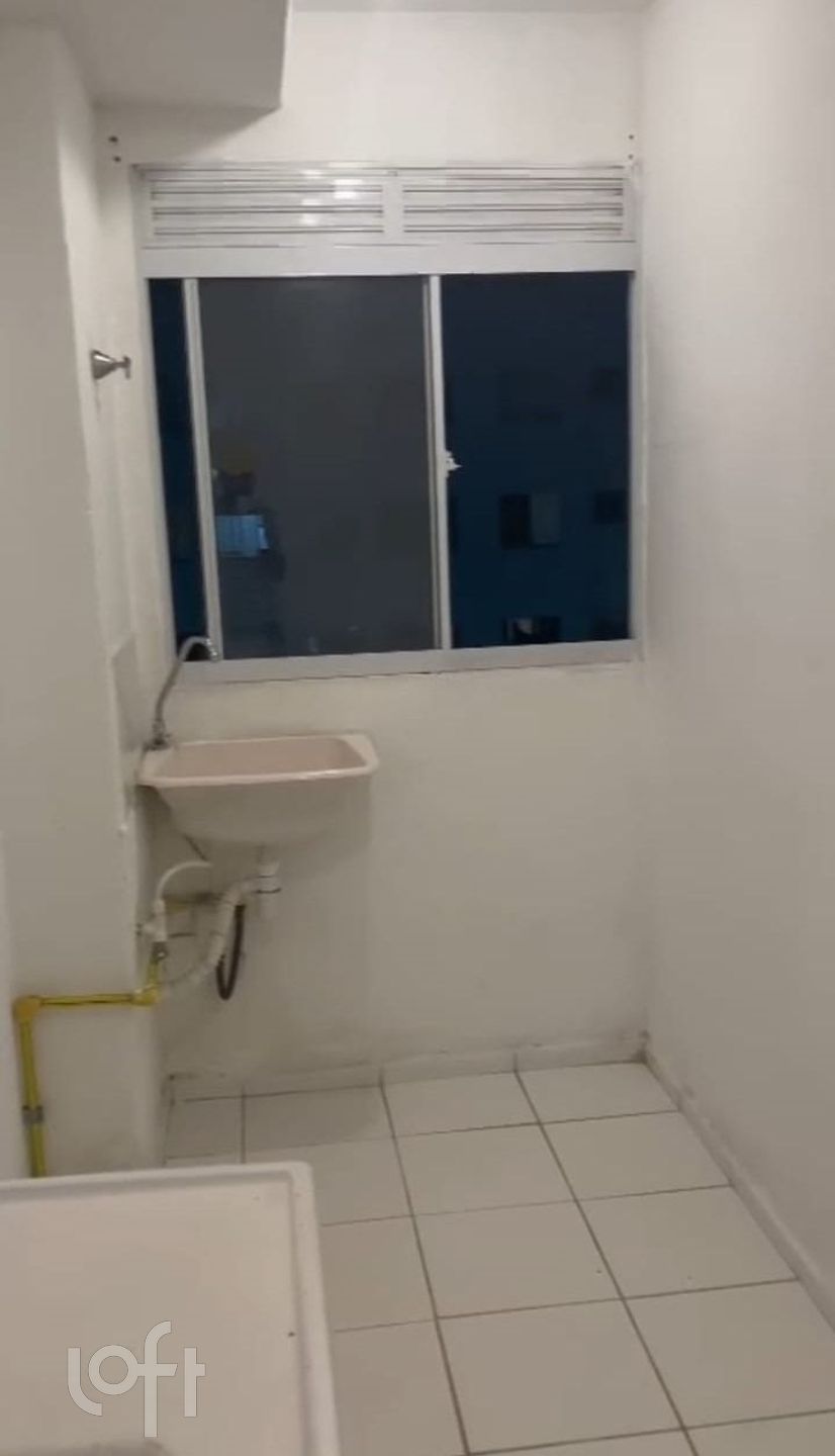 Apartamento à venda com 2 quartos, 40m² - Foto 2