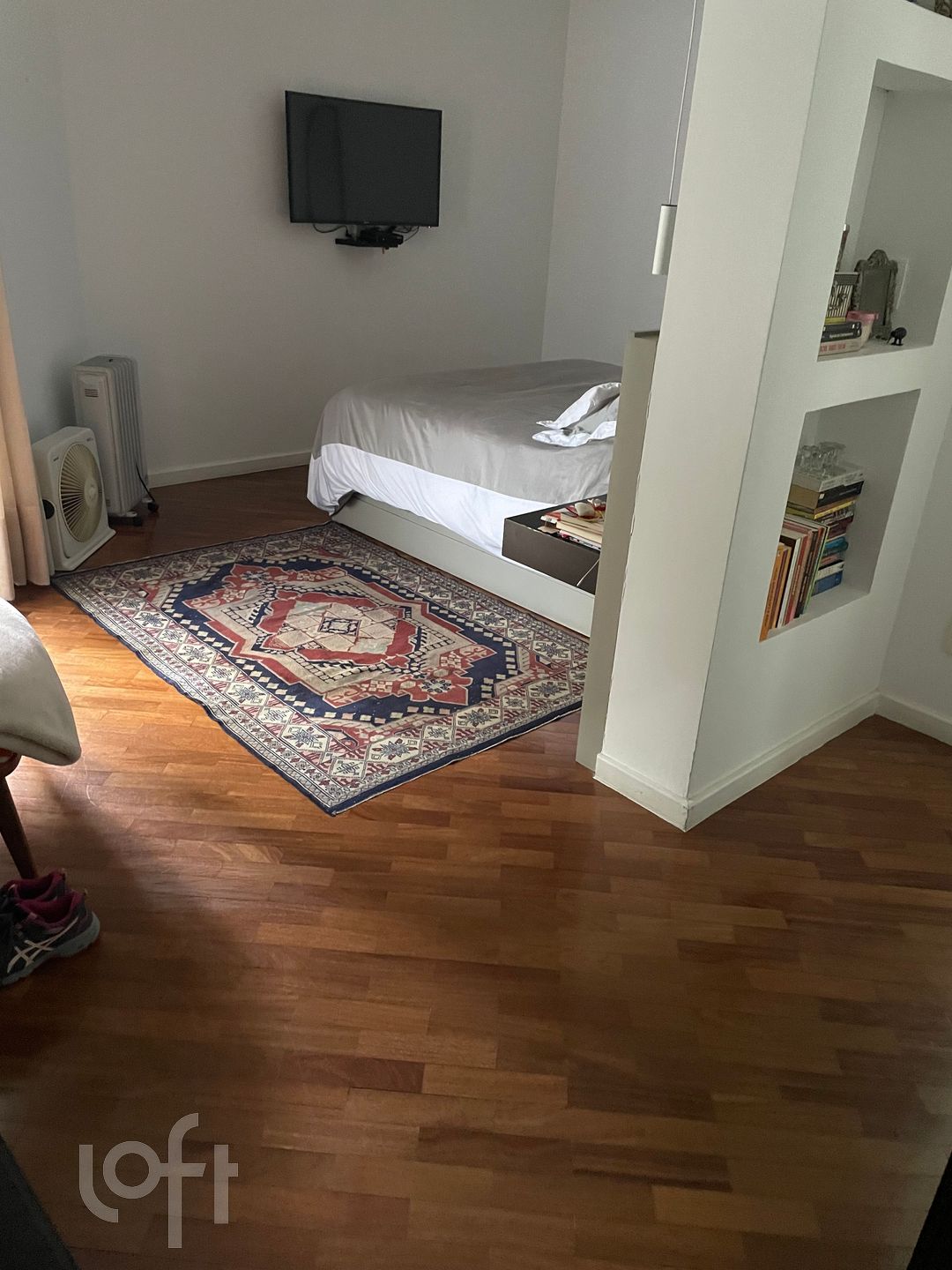 Apartamento à venda com 3 quartos, 180m² - Foto 12