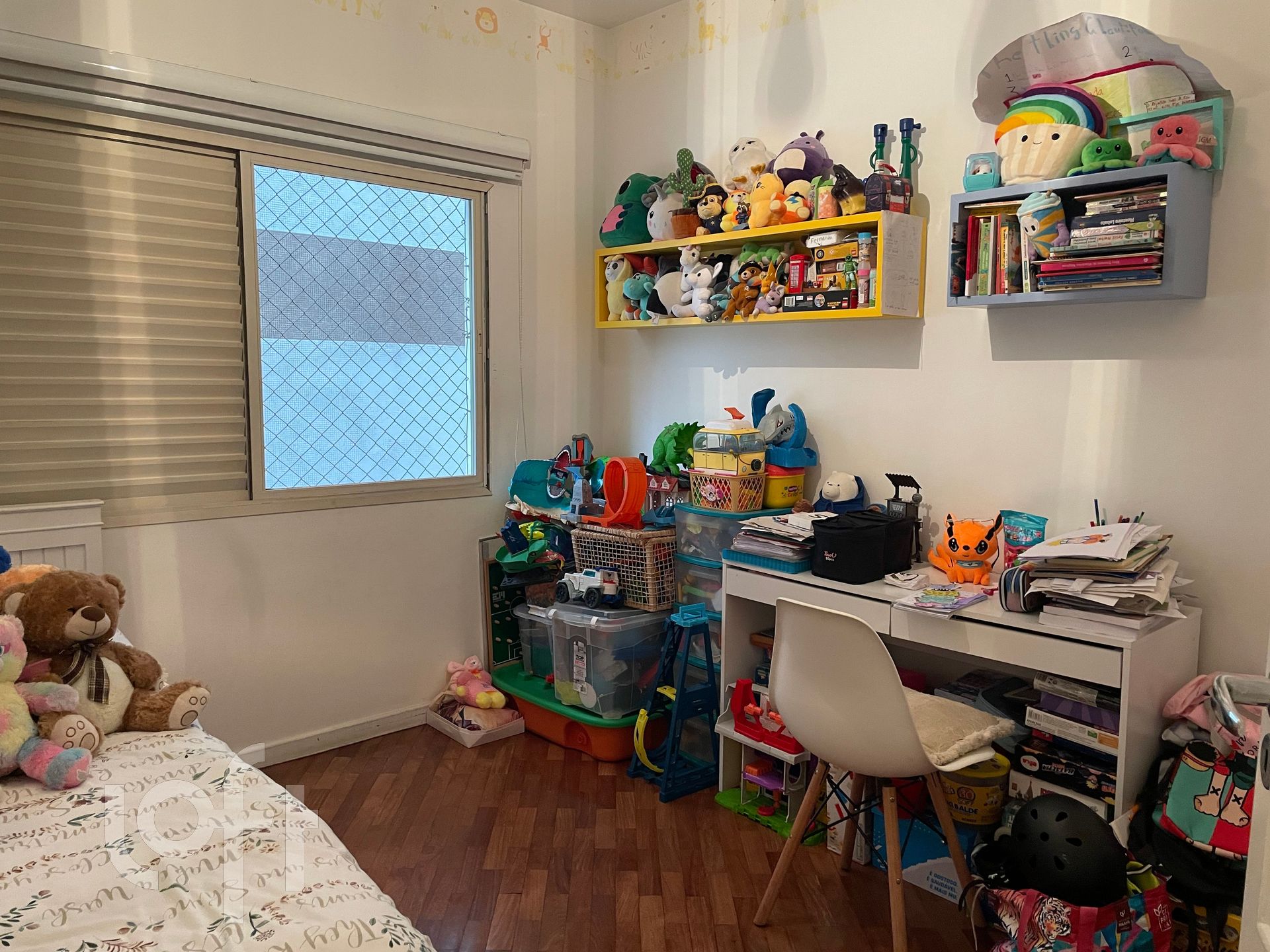 Apartamento à venda com 3 quartos, 180m² - Foto 16