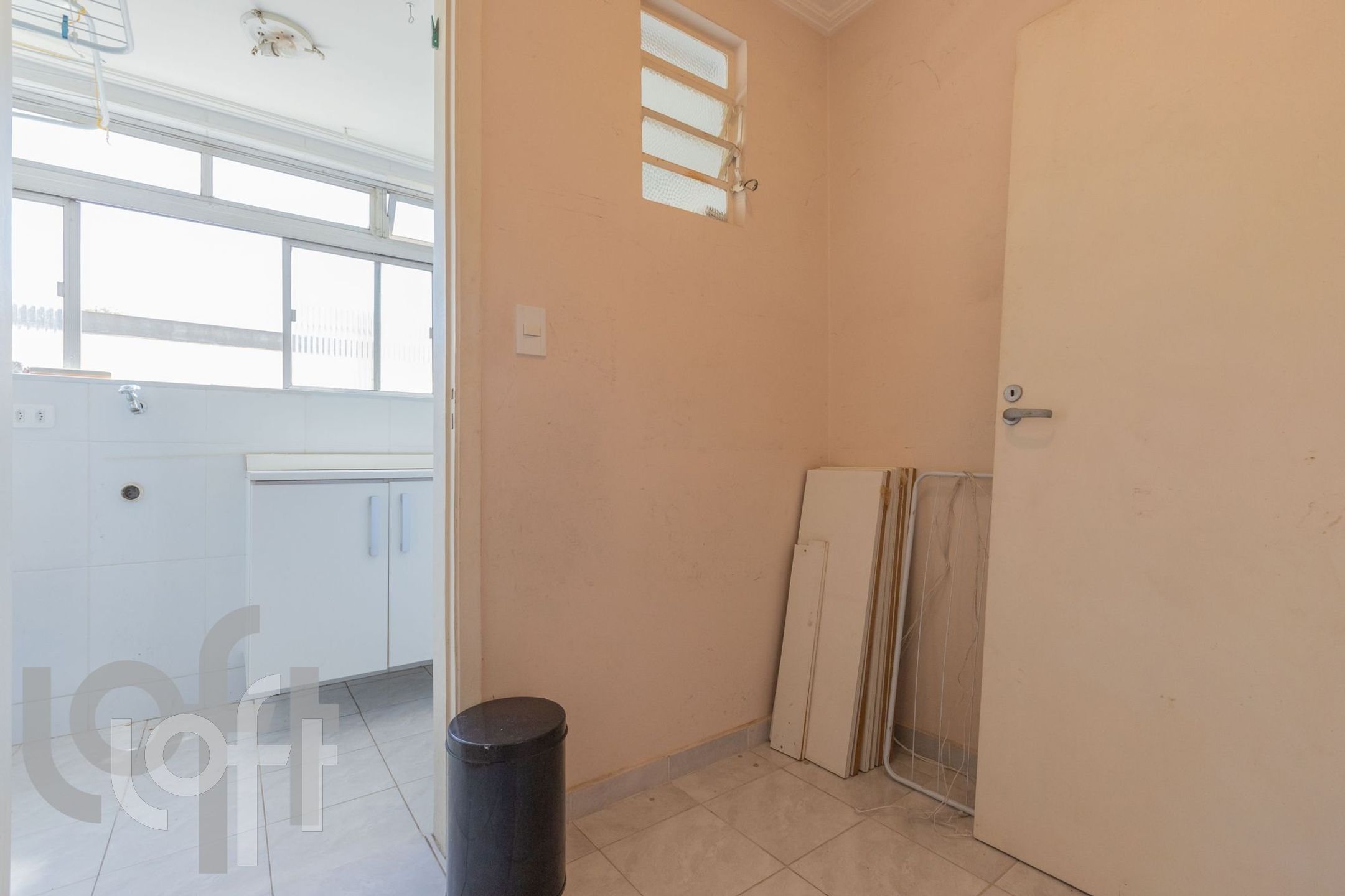 Apartamento à venda com 3 quartos, 117m² - Foto 2