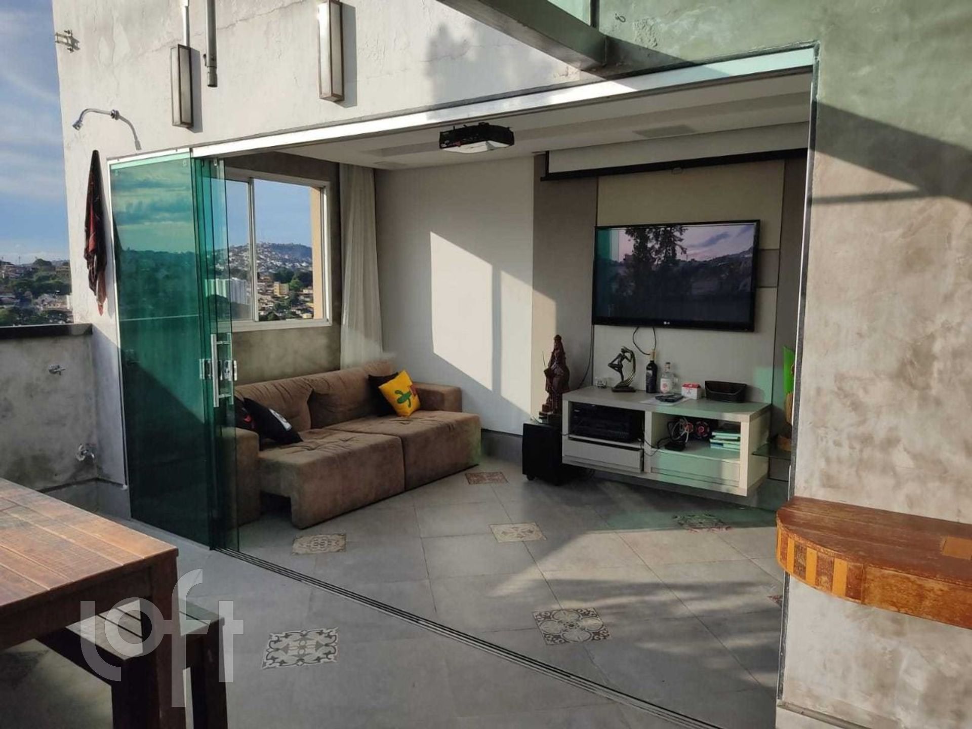 Apartamento à venda com 2 quartos, 138m² - Foto 2