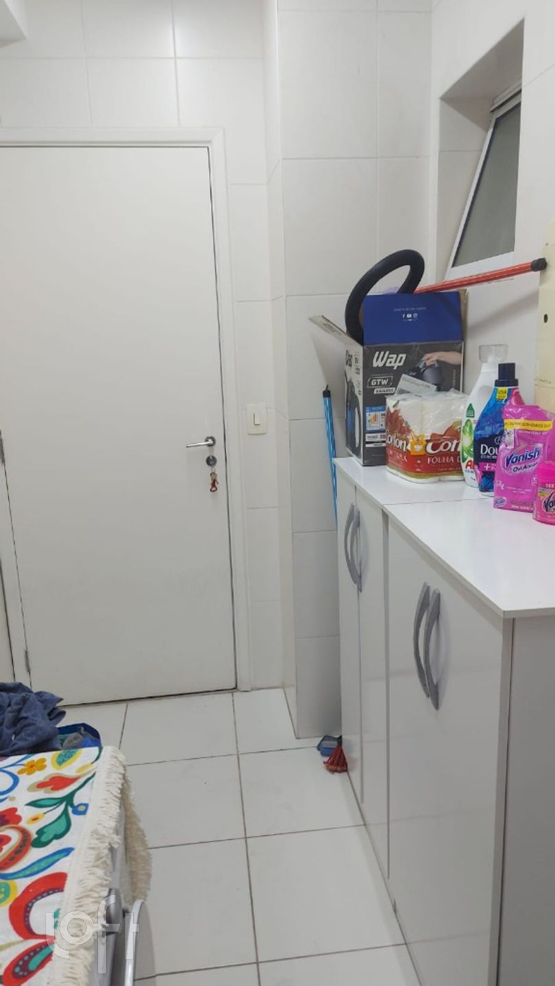 Apartamento à venda com 3 quartos, 80m² - Foto 17