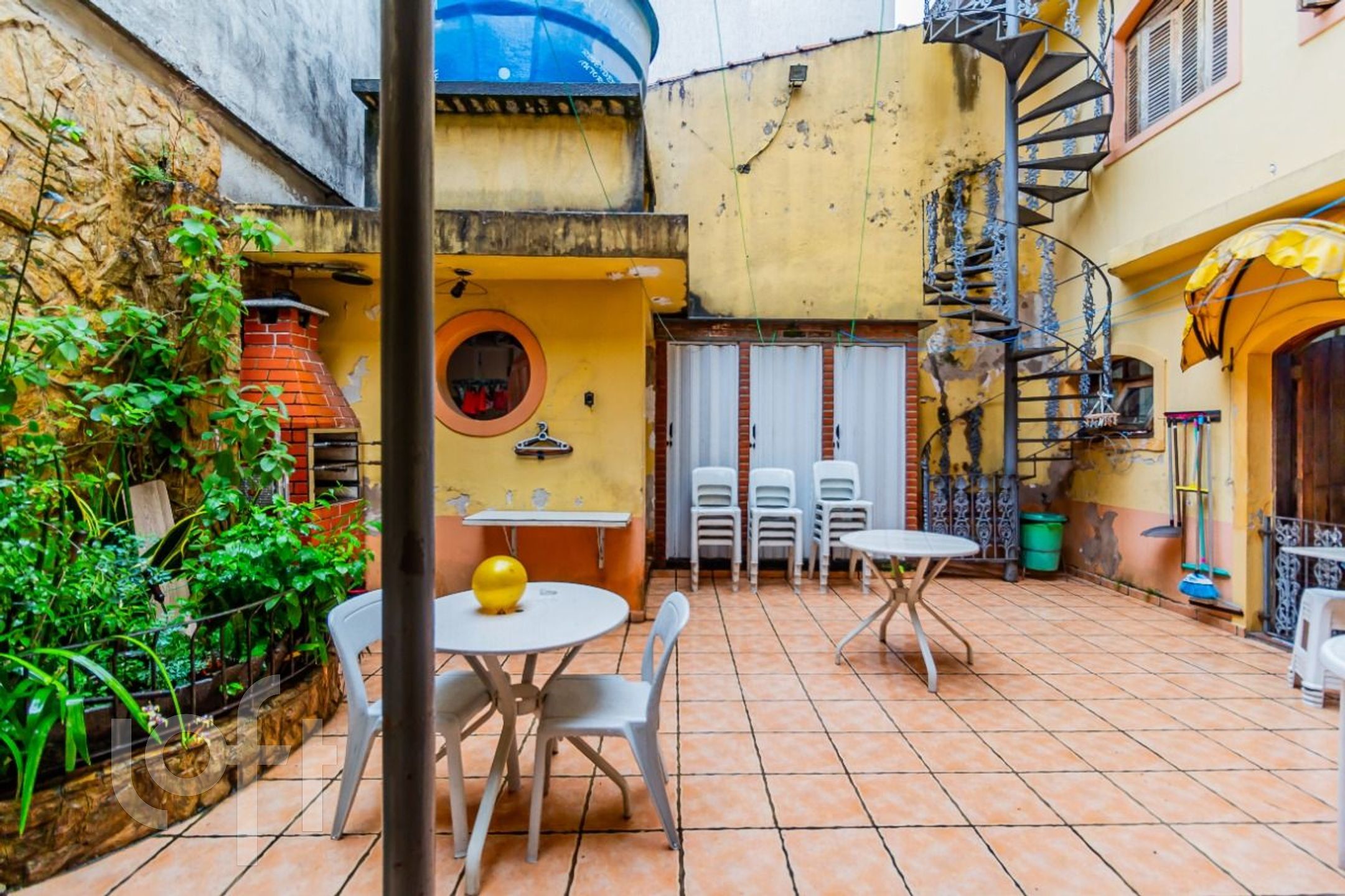 Casa à venda com 4 quartos, 300m² - Foto 45